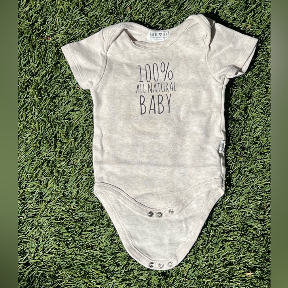 100% Natural Baby organic cotton onesie. Size 3-6 months.